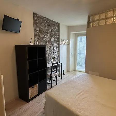 Baldi Bed and breakfast *